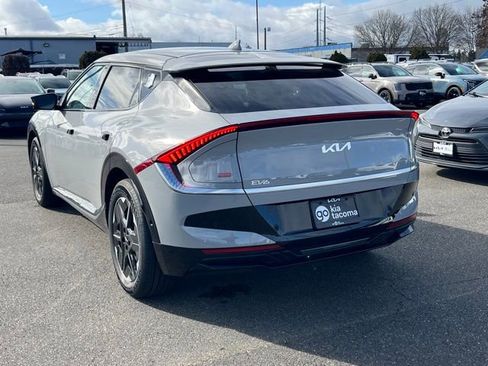 New 2025 Kia EV6 Wind AWD/4WD image 9