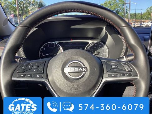 Used 2025 Nissan Sentra SR FWD image 23