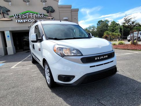 Used 2019 RAM ProMaster City Tradesman SLT image 3