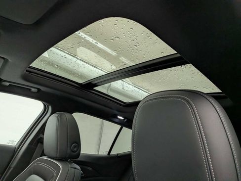 New 2026 Chevrolet Equinox EV LT image 19