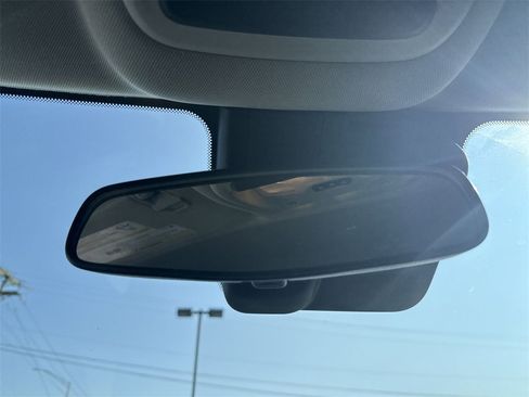 Used 2021 Chevrolet TrailBlazer LT image 29