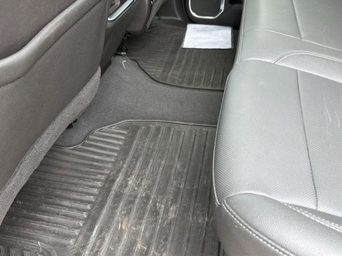 Used 2022 Chevrolet Silverado 1500 LTZ w/ LTZ Premium Package AWD/4WD image 26