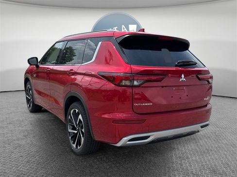 New 2025 Mitsubishi Outlander SEL image 10