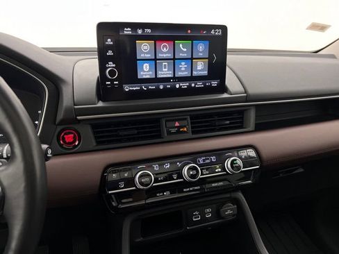 Used 2023 Honda Pilot Elite image 23