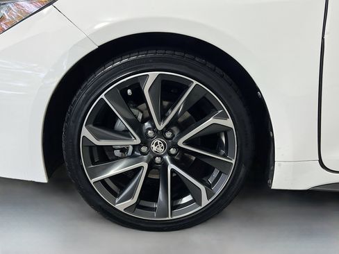 Used 2021 Toyota Corolla SE image 14