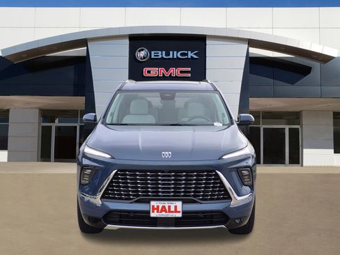 New 2026 Buick Enclave Avenir w/ Super Cruise Package image 2