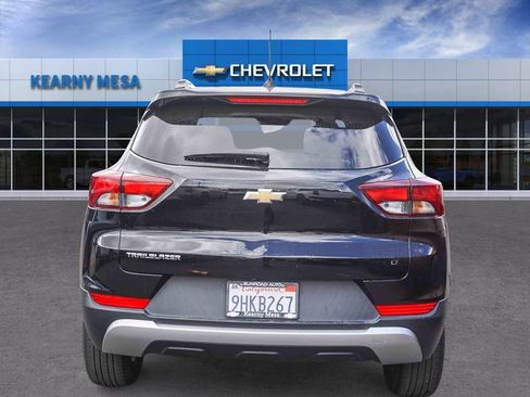 Used 2023 Chevrolet TrailBlazer LT FWD image 5