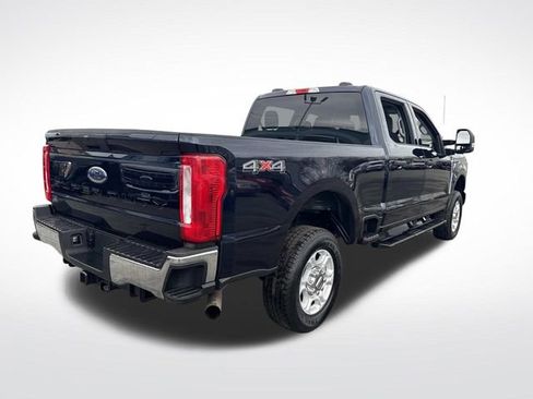 Used 2025 Ford F250 XLT w/ Snow Plow Prep Package image 5