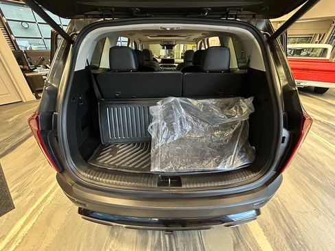 Used 2022 Kia Telluride EX w/ EX Premium Package AWD/4WD image 50
