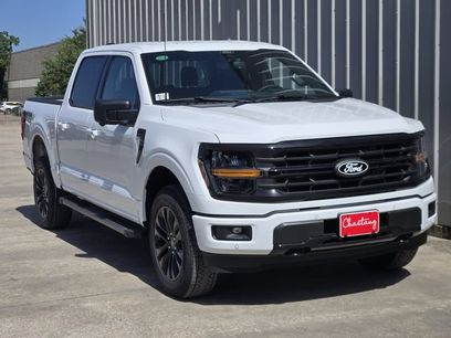 New 2026 Ford F150 XLT w/ Equipment Group 302A MID