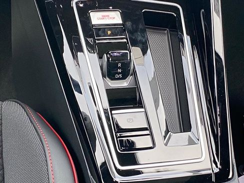 New 2026 Volkswagen GTI SE image 7