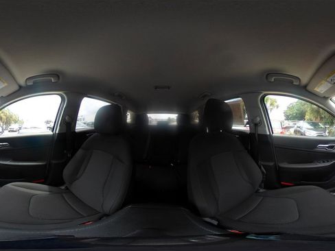 Used 2025 Kia Sportage LX FWD image 42