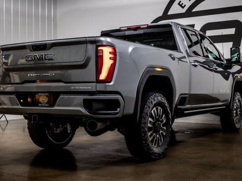 Used 2026 GMC Sierra 2500 Denali Ultimate AWD/4WD image 35