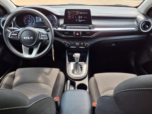 Used 2024 Kia Forte LX FWD image 9