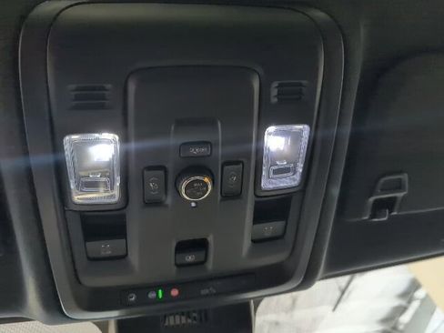Used 2025 Chevrolet Tahoe RST w/ Comfort Package AWD/4WD image 16