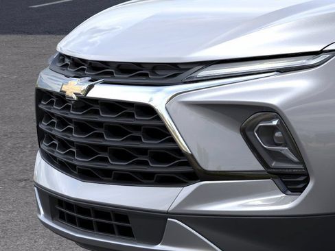 New 2026 Chevrolet Blazer LT w/ LPO, Floor Liner Package FWD image 25