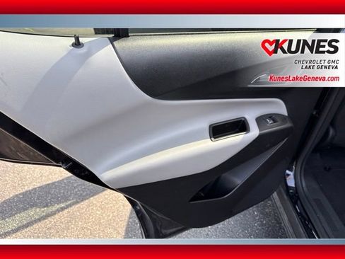 Used 2024 Chevrolet Equinox LT AWD/4WD image 15