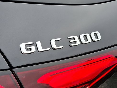 New 2025 Mercedes-Benz GLC 300 4MATIC image 21