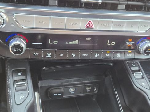 Certified 2024 Kia Telluride SX FWD image 30