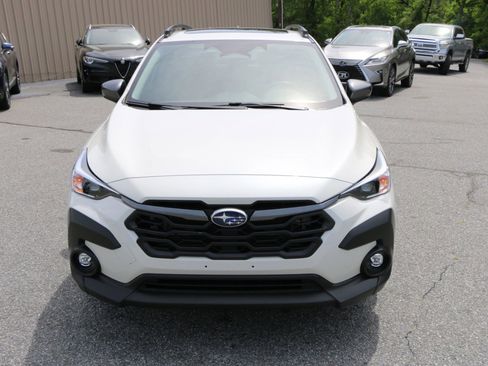 Used 2024 Subaru Crosstrek 2.0i Premium AWD/4WD image 11