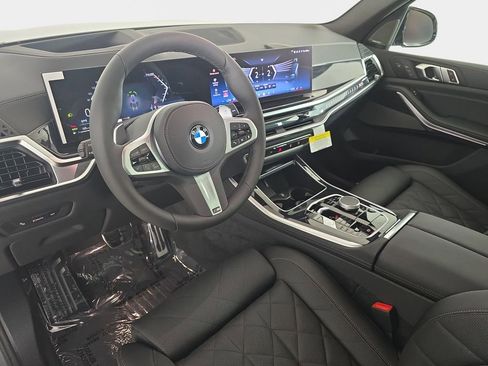 New 2026 BMW X5 xDrive40i w/ M Sport Package AWD/4WD image 16
