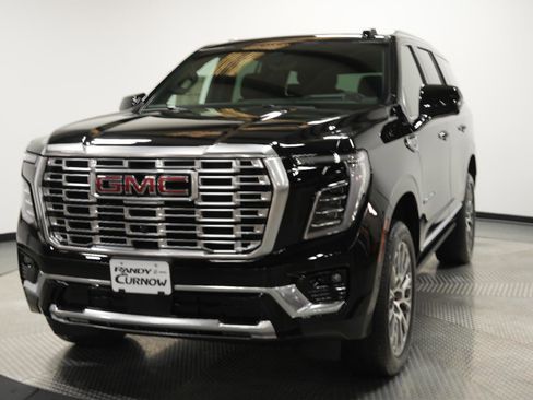 New 2026 GMC Yukon Denali w/ Denali Reserve Package image 3