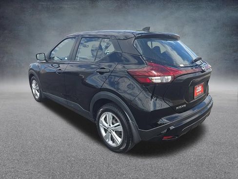 Used 2023 Nissan Kicks S FWD image 6