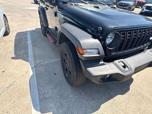 Used 2024 Jeep Wrangler Sport AWD/4WD image 29