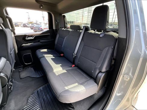 Certified 2025 Chevrolet Silverado 1500 LT RWD image 21