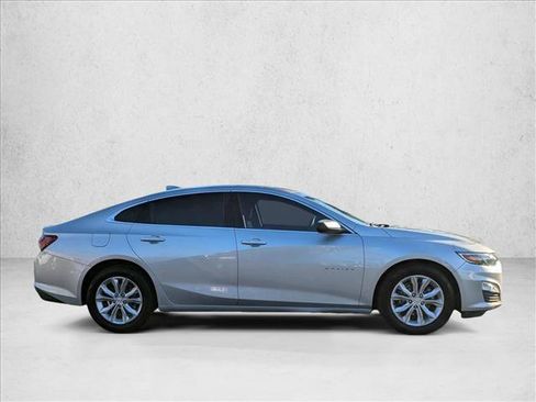 Used 2020 Chevrolet Malibu LT image 4