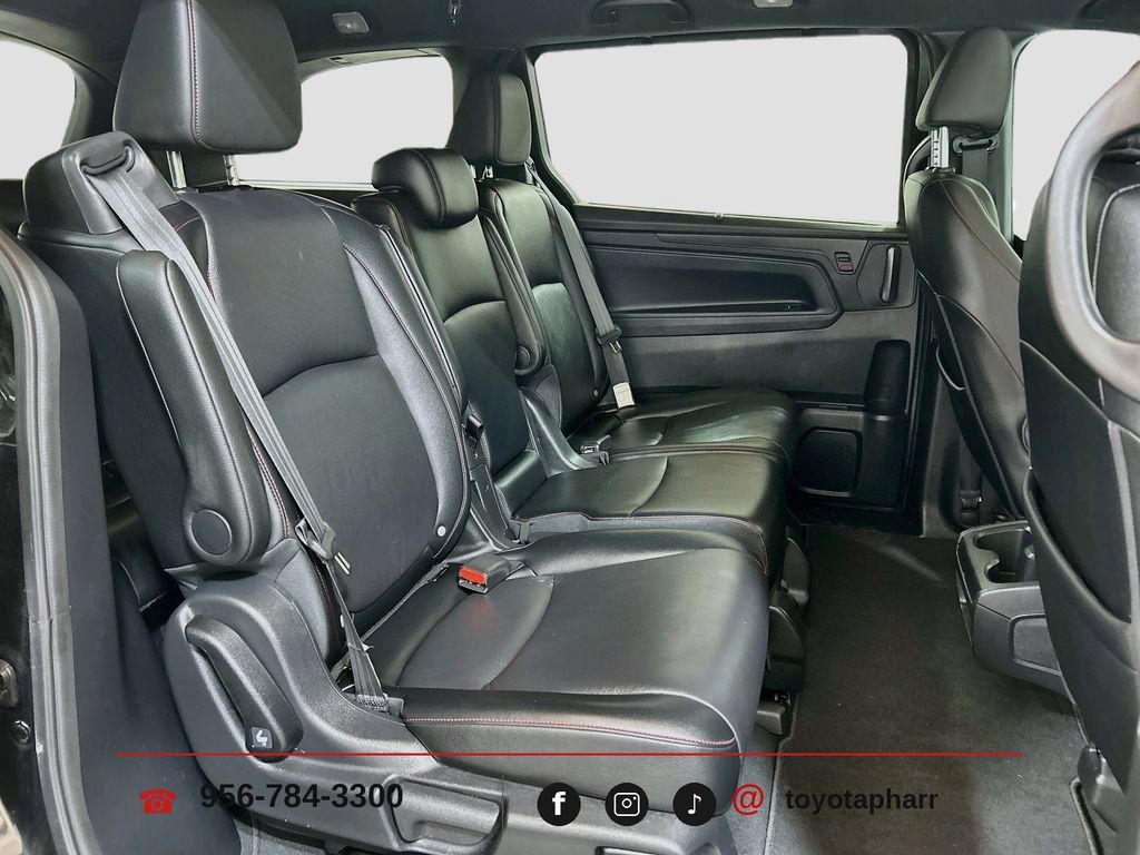 Used 2025 Honda Odyssey Sport-L image 27