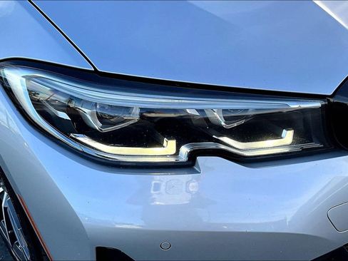 Used 2019 BMW 330i Sedan w/ Convenience Package image 29