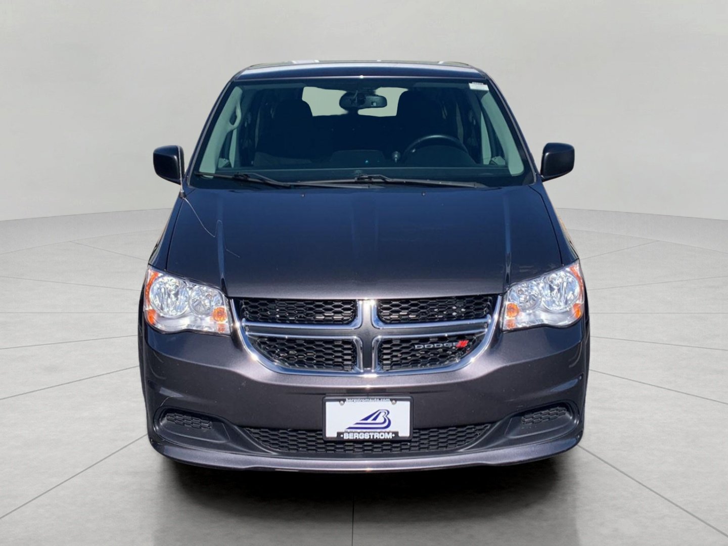 Used 2017 Dodge Grand Caravan SE w/ Power Window Group FWD image 3