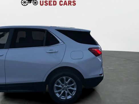 Used 2019 Chevrolet Equinox LT image 16