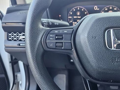 Used 2023 Honda Accord EX image 23