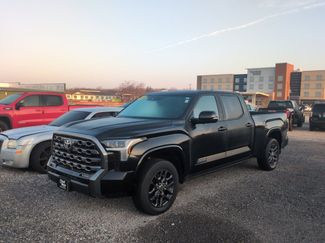 Used 2023 Toyota Tundra Platinum video 1