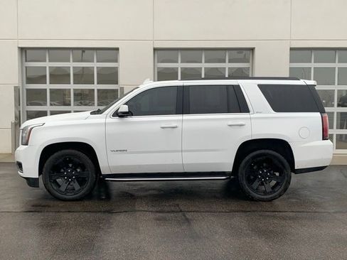 Used 2018 GMC Yukon SLT image 3