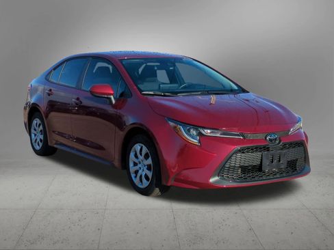 Used 2022 Toyota Corolla LE image 8