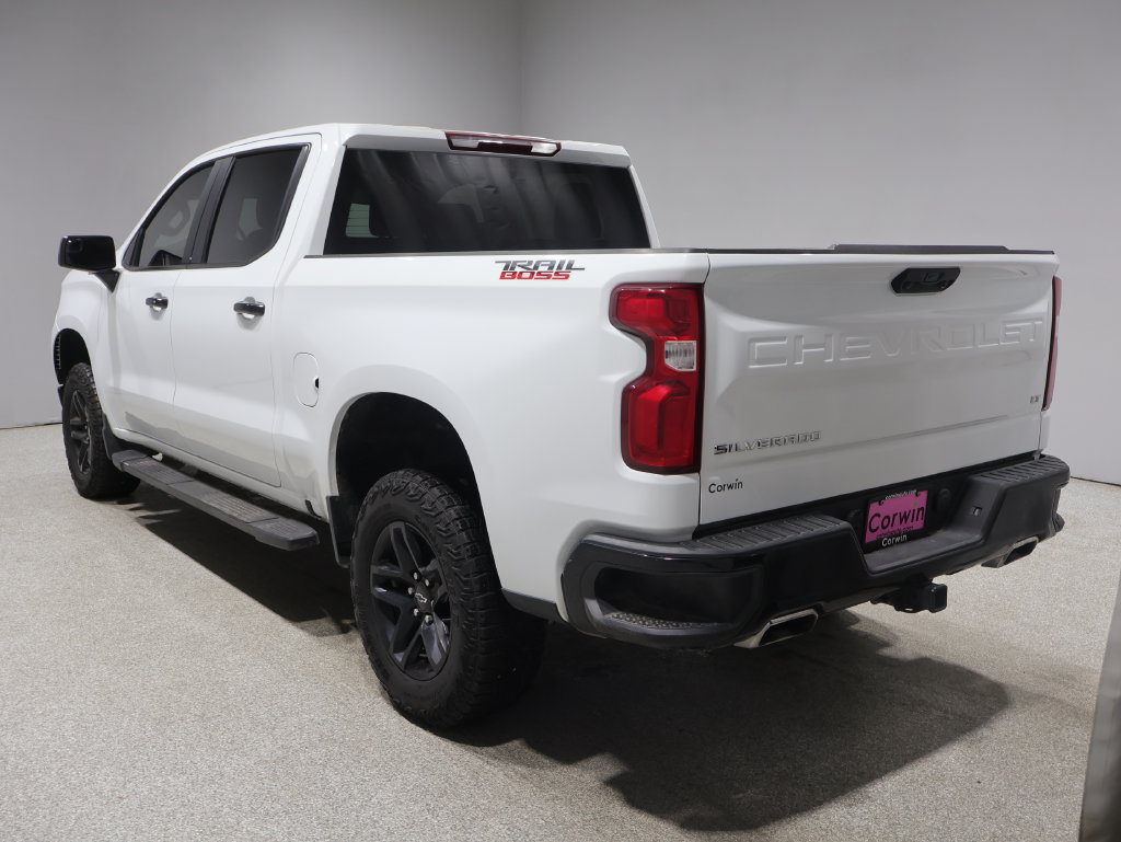 Used 2025 Chevrolet Silverado 1500 LT Trail Boss w/ Protection Package AWD/4WD image 4