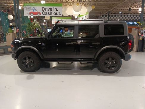 Used 2023 Ford Bronco Black Diamond AWD/4WD image 18