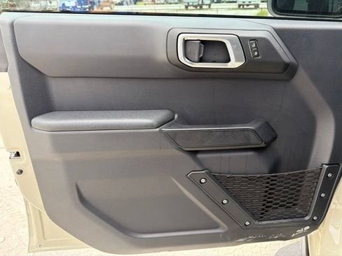 New 2026 Ford Bronco Big Bend w/ Black Diamond Package AWD/4WD image 16