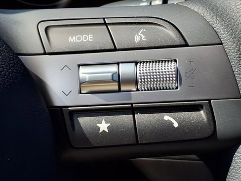 New 2026 Hyundai Kona SE image 21