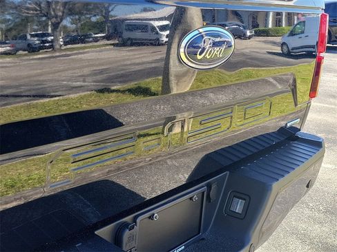 Used 2018 Ford F150 XLT w/ Equipment Group 302A Luxury image 7