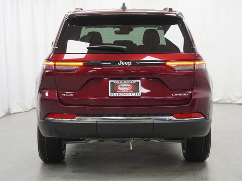 New 2026 Jeep Grand Cherokee Laredo AWD/4WD image 10