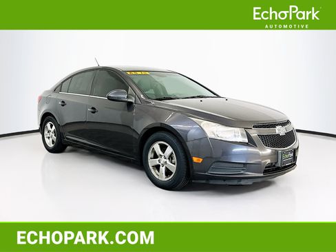 Used 2014 Chevrolet Cruze LT FWD image 1