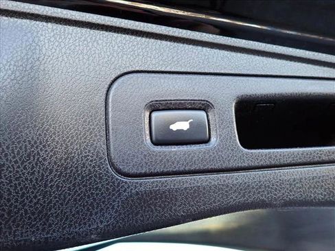 Used 2012 Acura MDX image 9