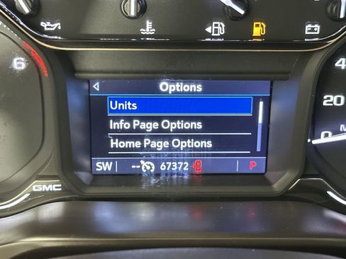 Used 2019 GMC Sierra 1500 SLT w/ SLT Premium Plus Package RWD image 15