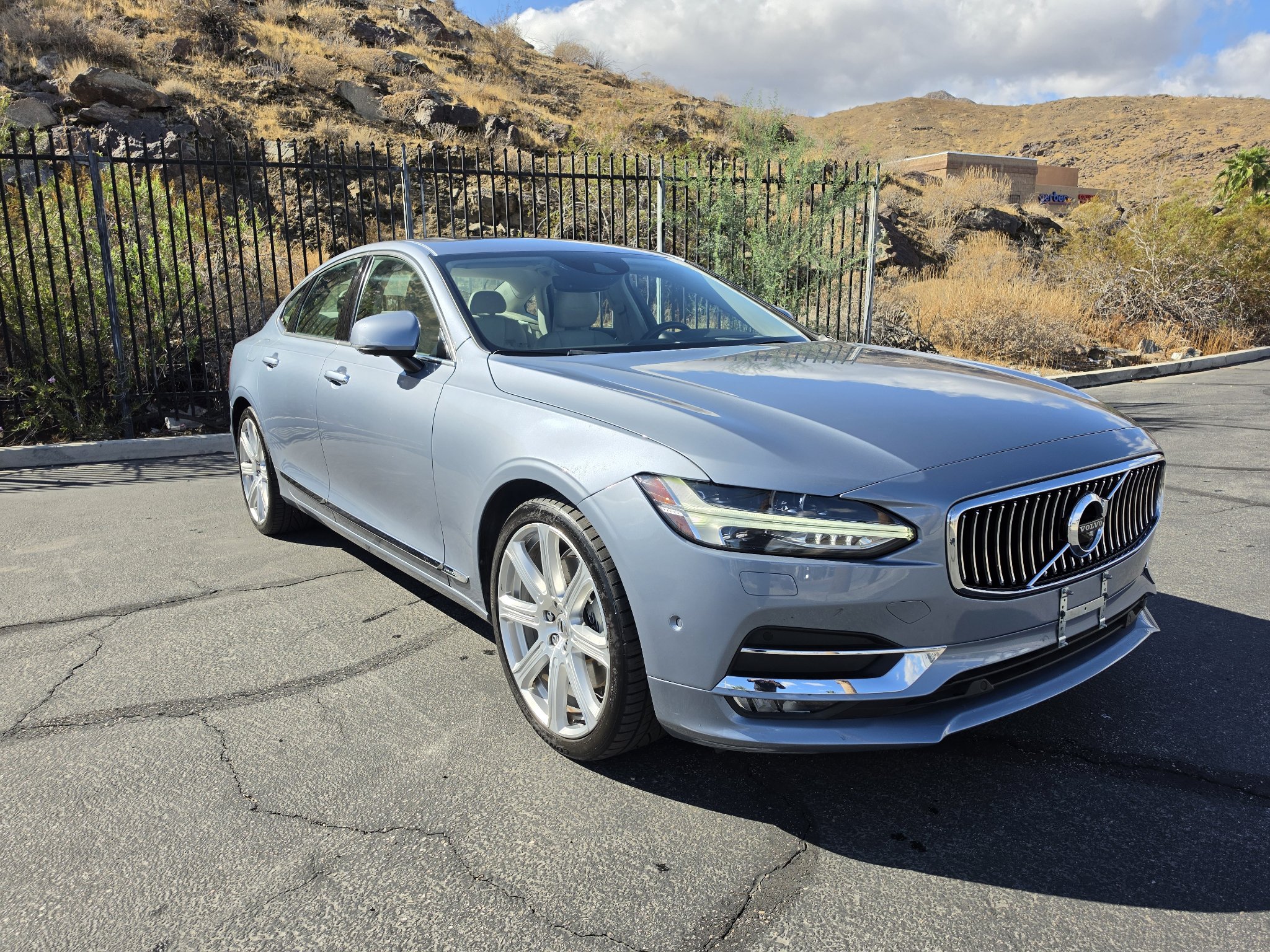 Used 2017 Volvo S90 T6 Inscription w/ Vision Package AWD/4WD image 7