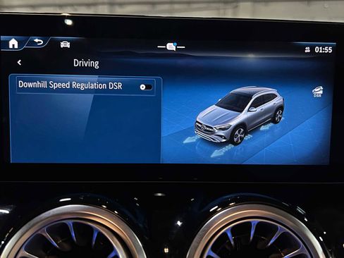 Certified 2025 Mercedes-Benz GLA 250 4MATIC image 32