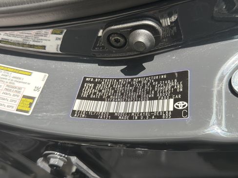 Used 2024 Toyota Corolla LE FWD image 31